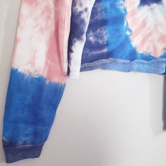 NEW Wildfox Couture Monte Crop Dawn Spiral Tie-Dye Hooded Sweatshirt - Picture 9 of 12